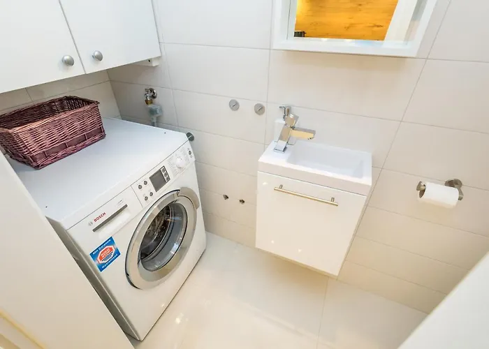 Tin 1 Apartment